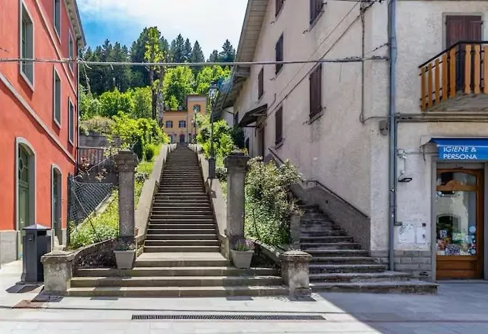 La Terrazza Sul Bosco - Vista&relax A *